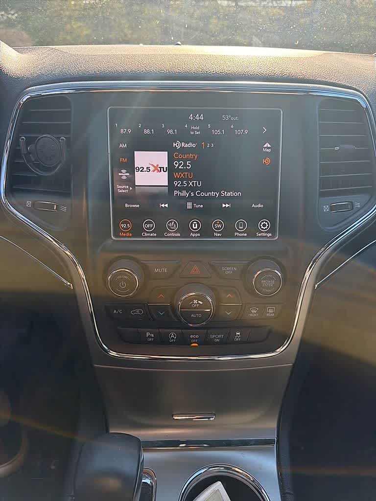 Thumbnail: 2018 Jeep Grand Cherokee - 15