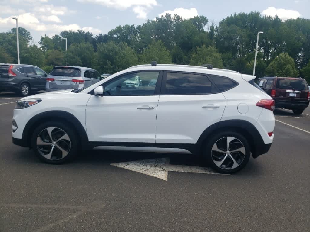 Thumbnail: 2017 Hyundai Tucson - 8