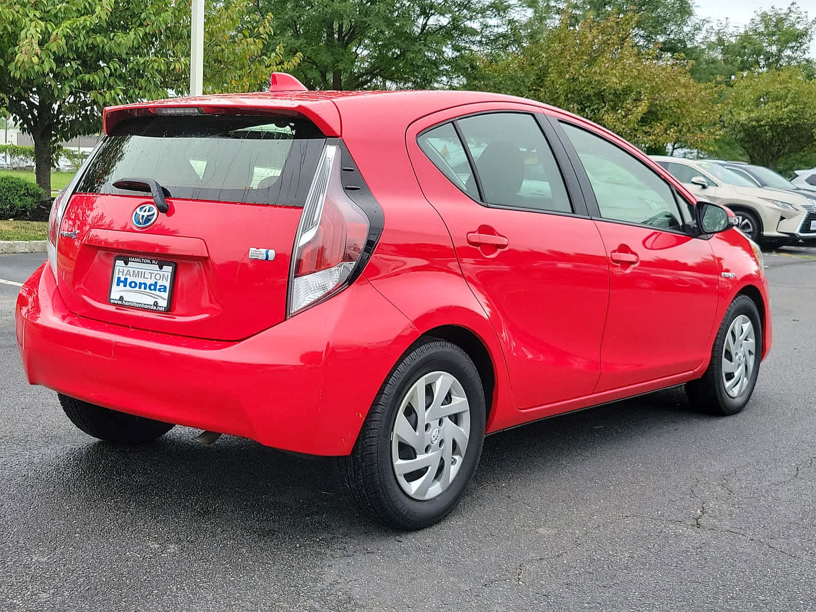 2015 Toyota Prius c Two 23