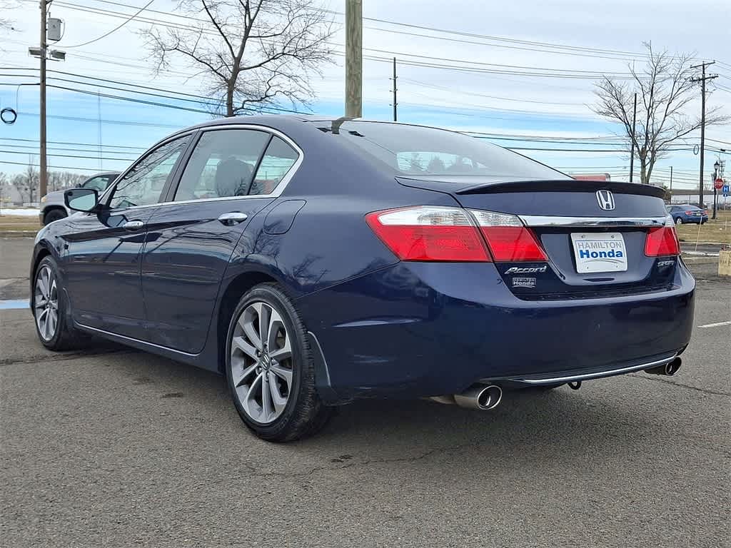 Thumbnail: 2015 Honda Accord - 19