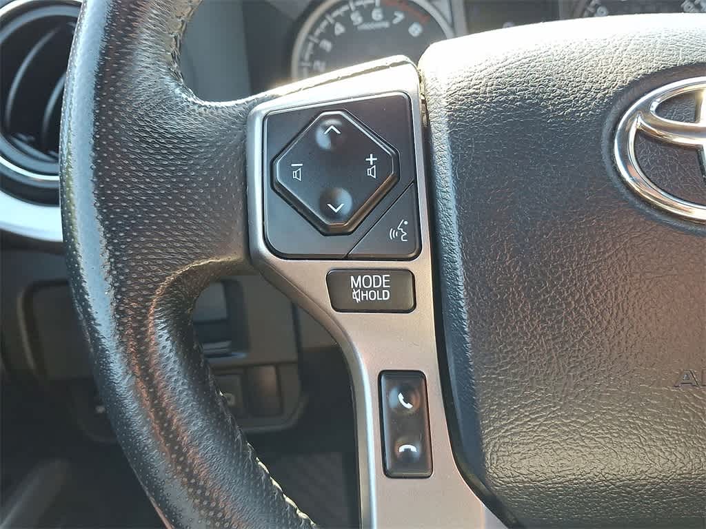 Thumbnail: 2019 Toyota Tacoma - 17