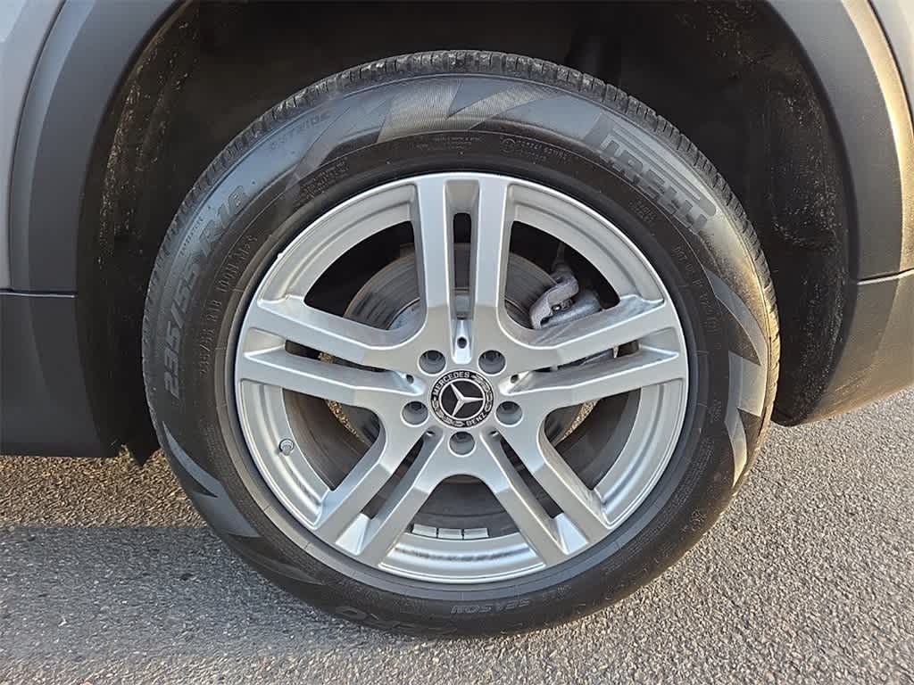 Thumbnail: 2021 Mercedes-Benz GLB - 9