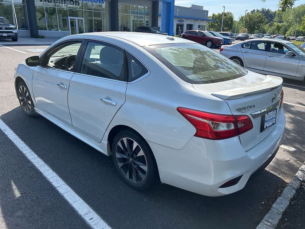 Thumbnail: 2016 Nissan Sentra - 8