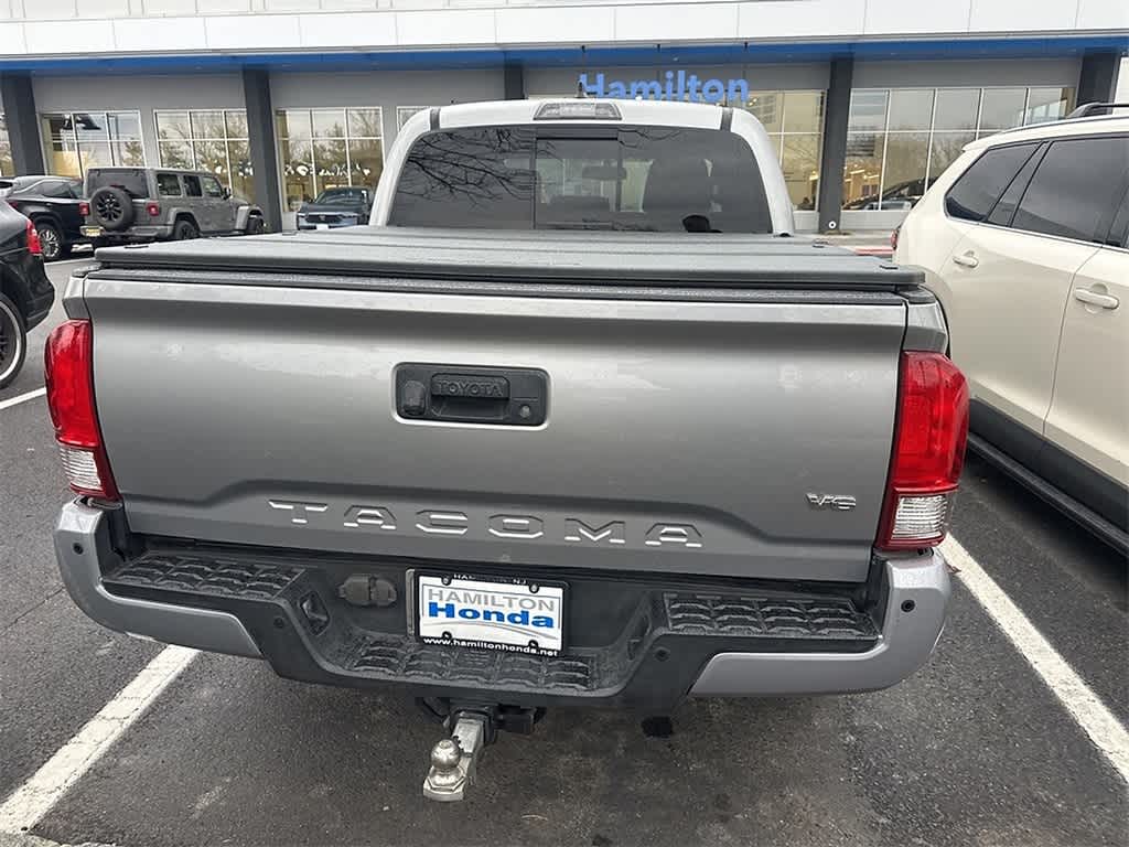 Thumbnail: 2017 Toyota Tacoma - 5