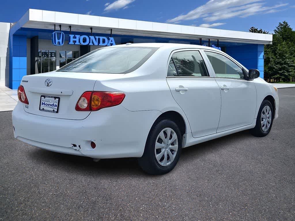 Thumbnail: 2010 Toyota Corolla - 24