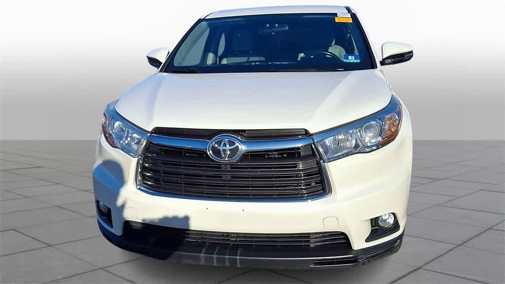 Thumbnail: 2016 Toyota Highlander - 3