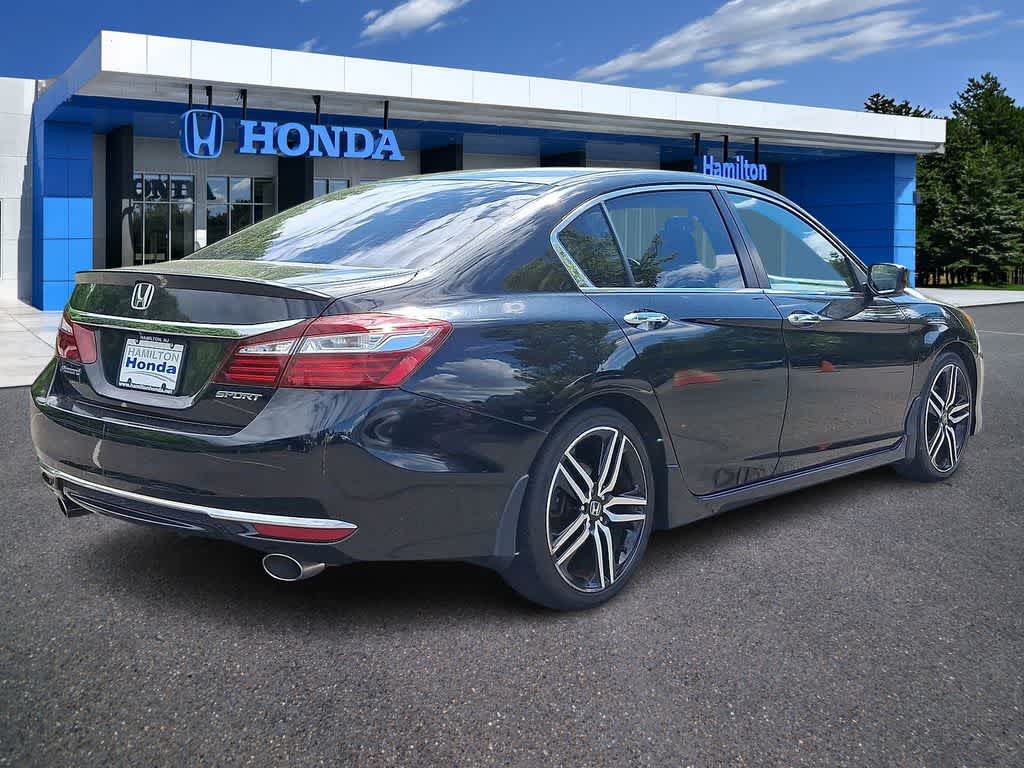 Thumbnail: 2017 Honda Accord - 24