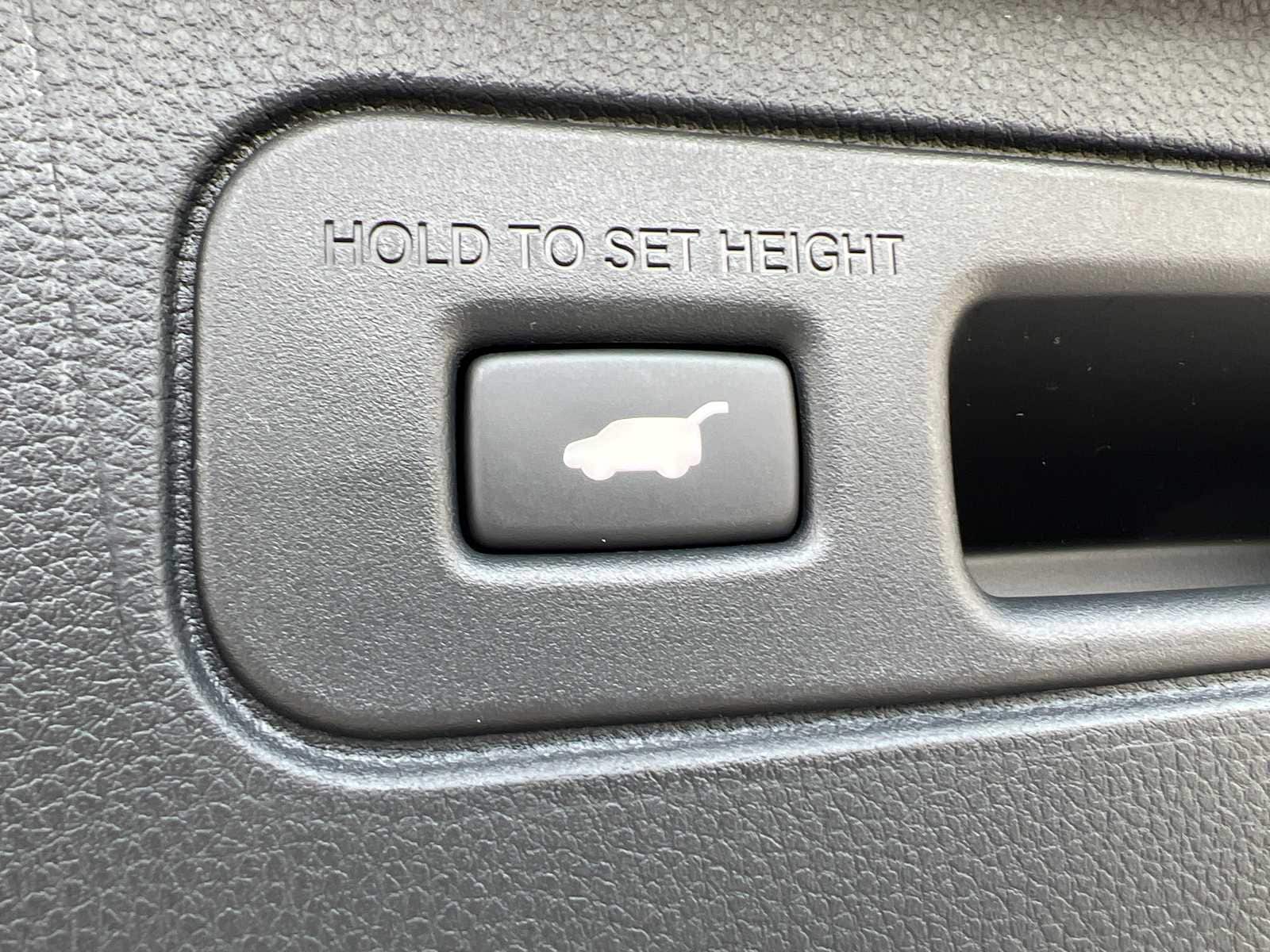 Thumbnail: 2026 Honda Pilot - 26