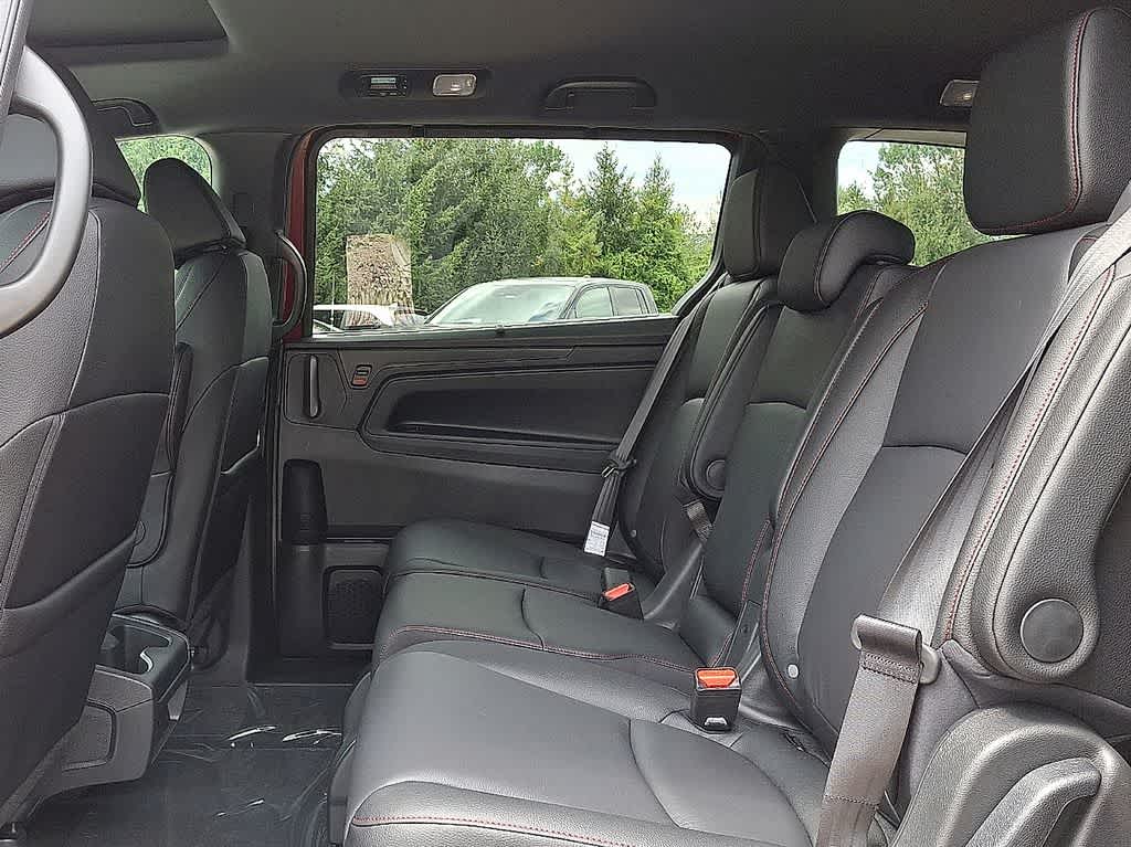 Thumbnail: 2026 Honda Odyssey - 11