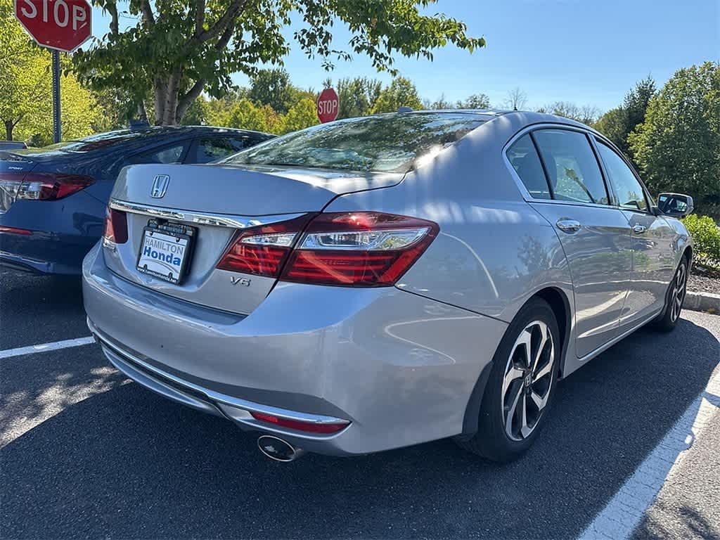 Thumbnail: 2017 Honda Accord - 4