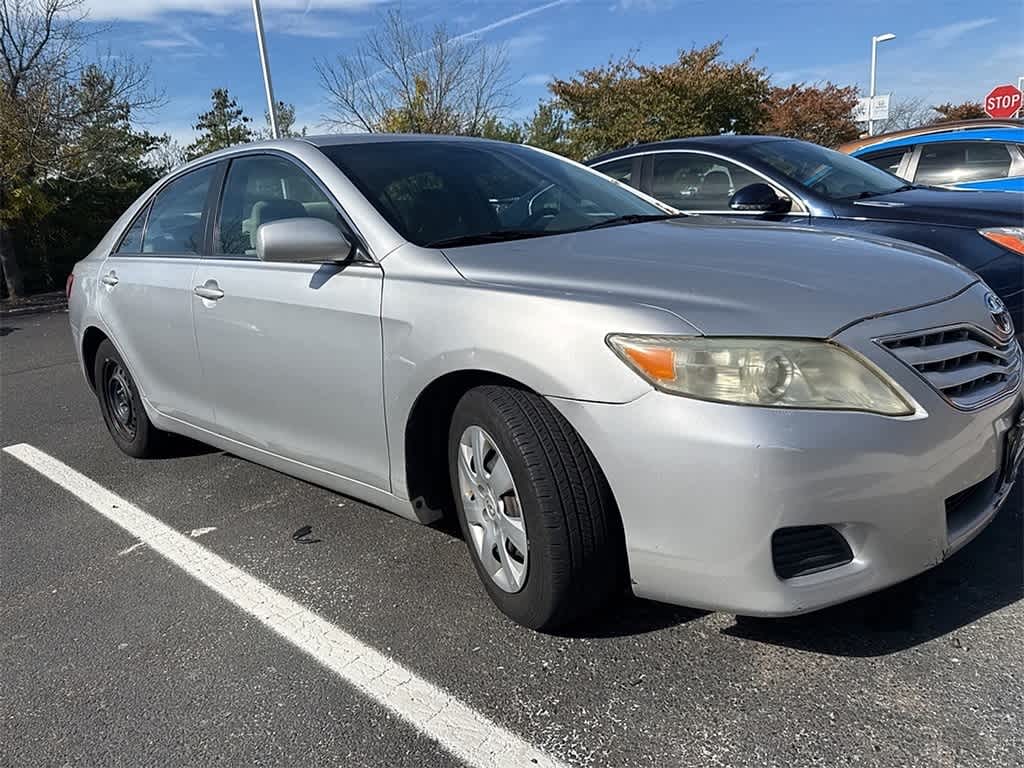 Thumbnail: 2010 Toyota Camry - 3