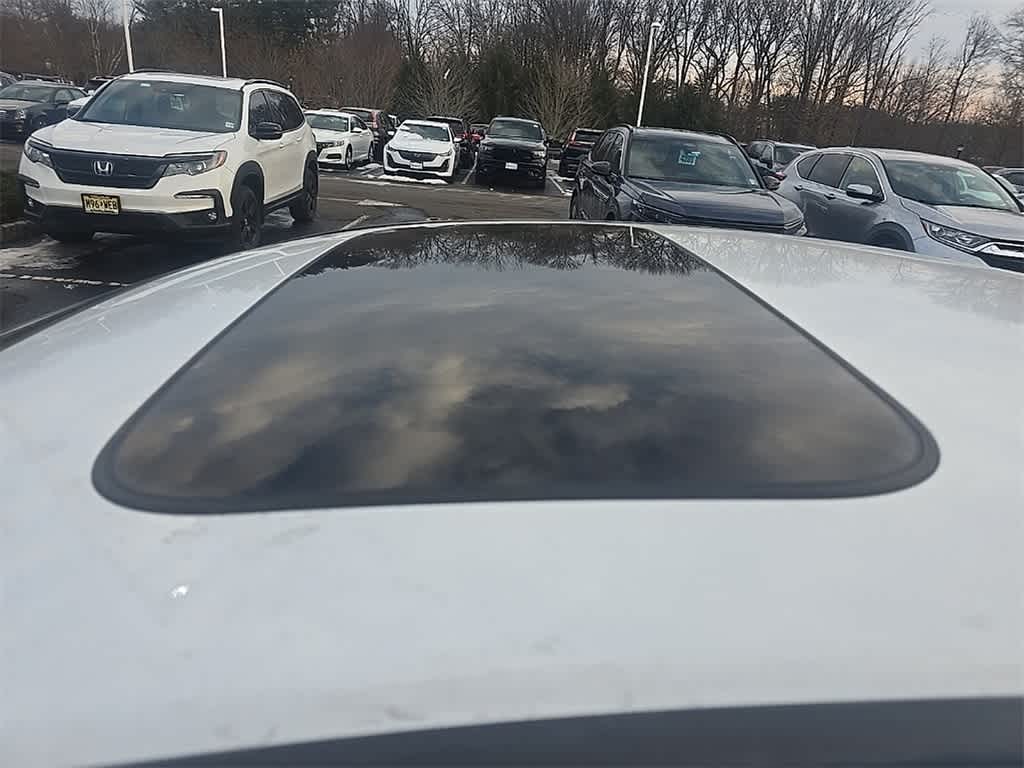 Thumbnail: 2018 Acura TLX - 13