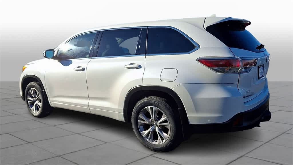 Thumbnail: 2016 Toyota Highlander - 6