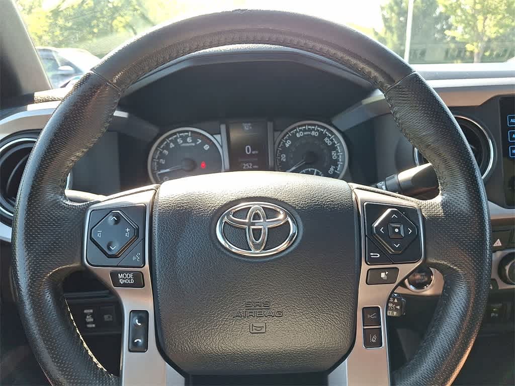 Thumbnail: 2019 Toyota Tacoma - 16