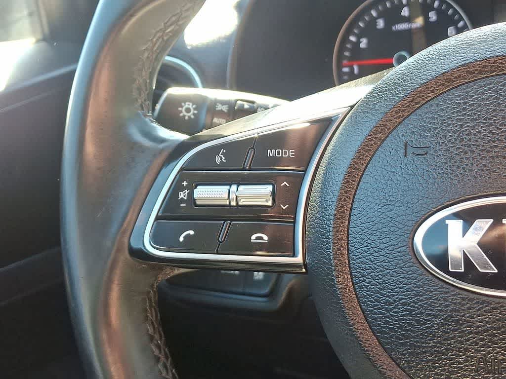 Thumbnail: 2019 Kia Forte - 17