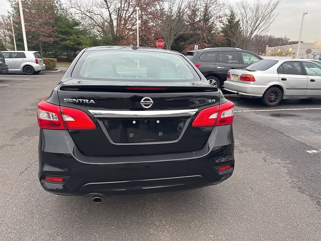 Thumbnail: 2019 Nissan Sentra - 10