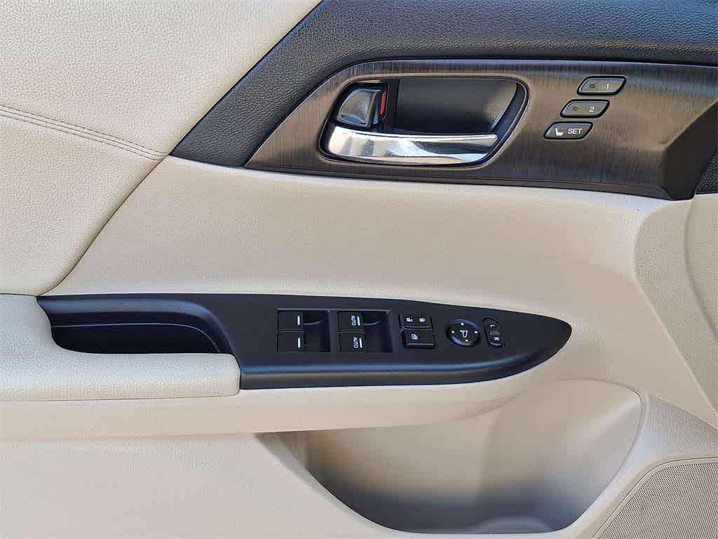 Thumbnail: 2014 Honda Accord - 10