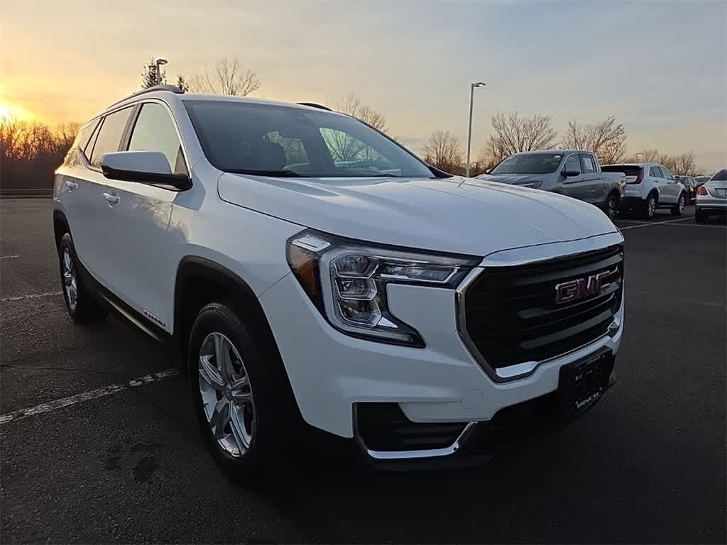 Used 2022 GMC Terrain SLE SUV