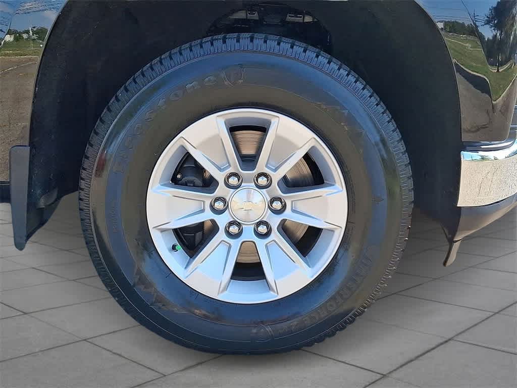 Thumbnail: 2019 Chevrolet Silverado 1500 - 23