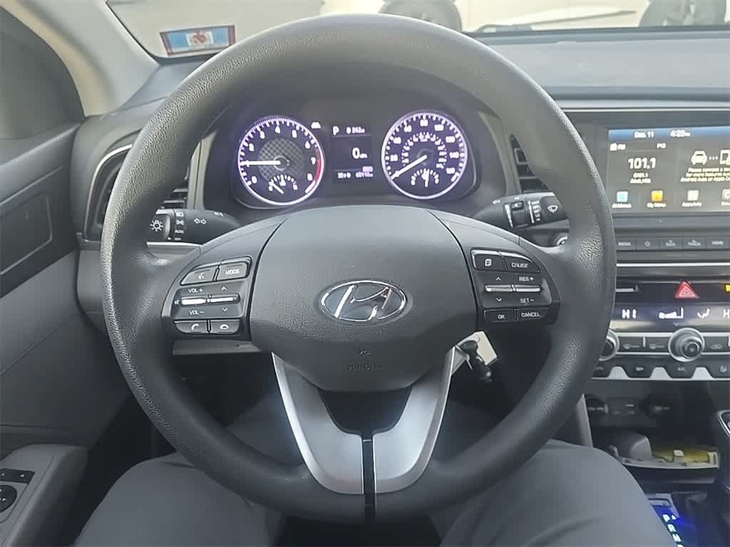 Thumbnail: 2020 Hyundai Elantra - 18