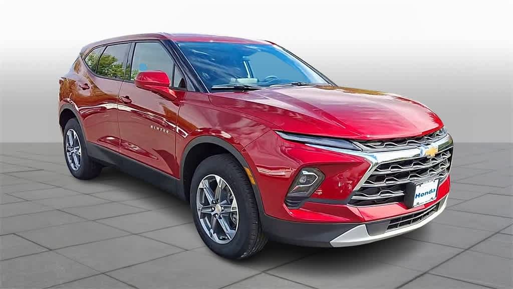 Thumbnail: 2025 Chevrolet Blazer - 2