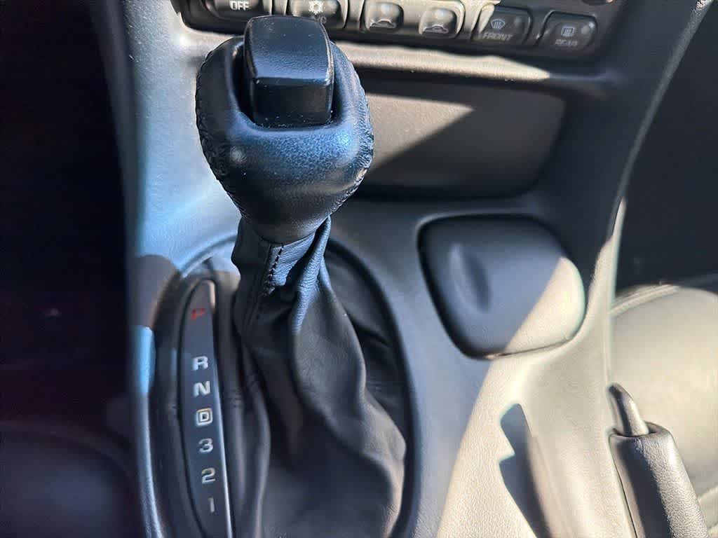 Thumbnail: 2002 Chevrolet Corvette - 20