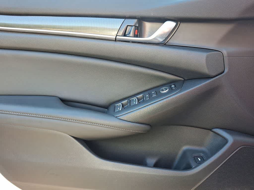 Thumbnail: 2019 Honda Accord - 9