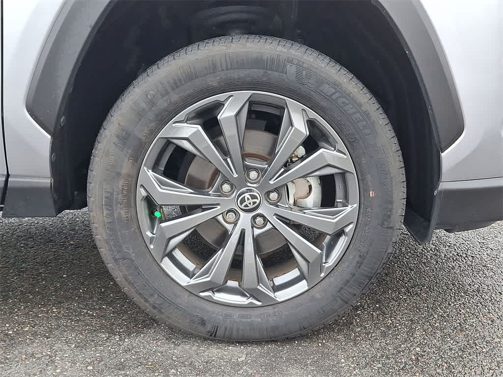 Thumbnail: 2022 Toyota RAV4 - 26