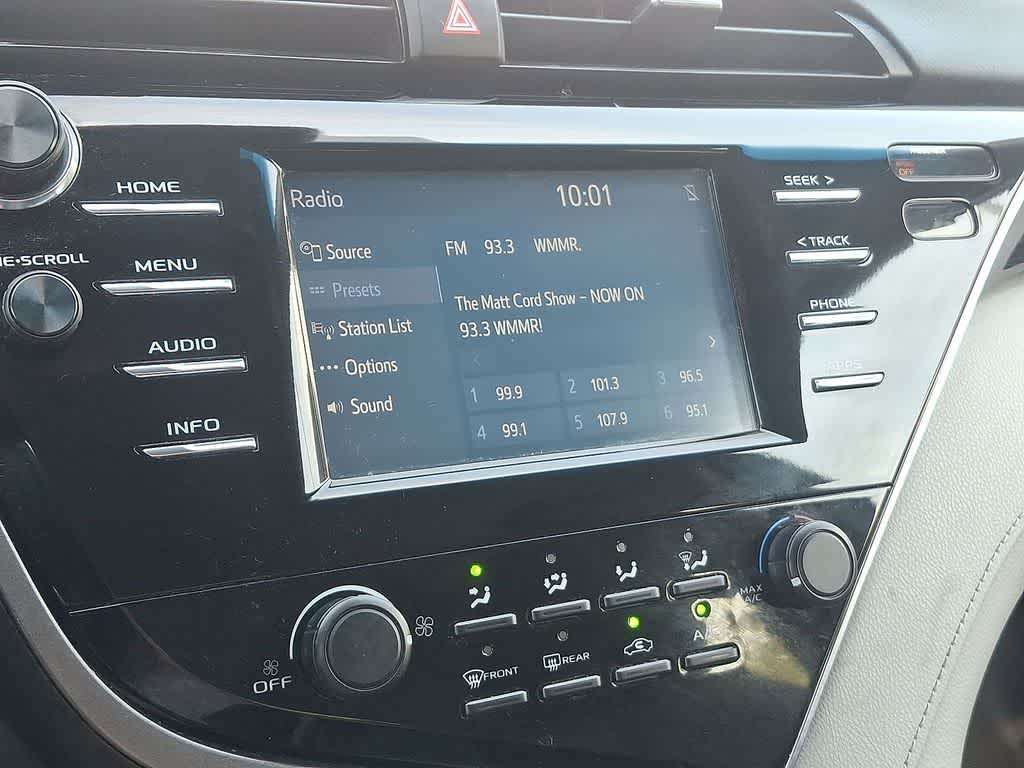 Thumbnail: 2018 Toyota Camry - 14