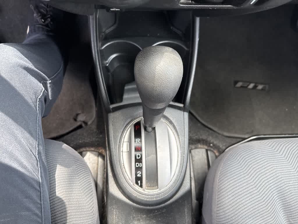 2010 Honda Fit  12
