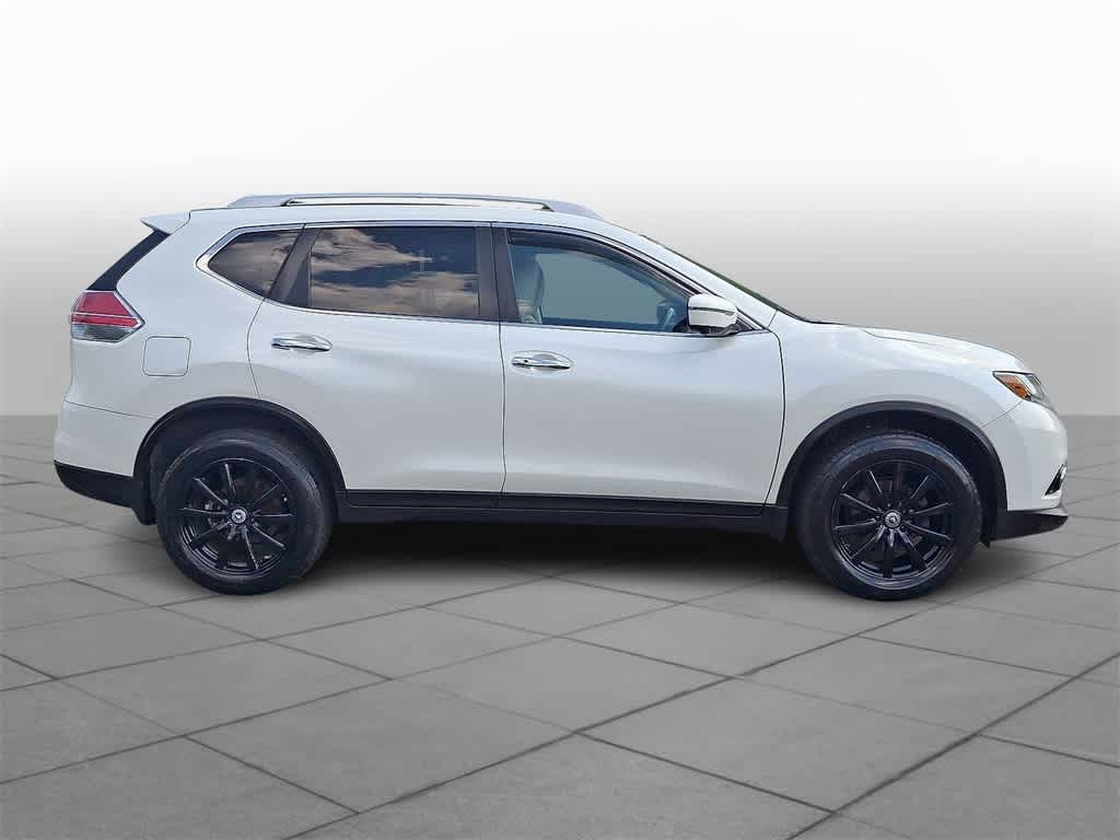 Thumbnail: 2016 Nissan Rogue - 25