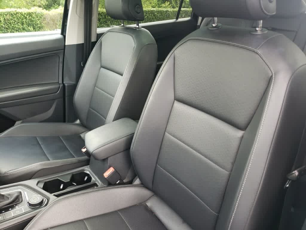 Thumbnail: 2018 Volkswagen Tiguan - 12