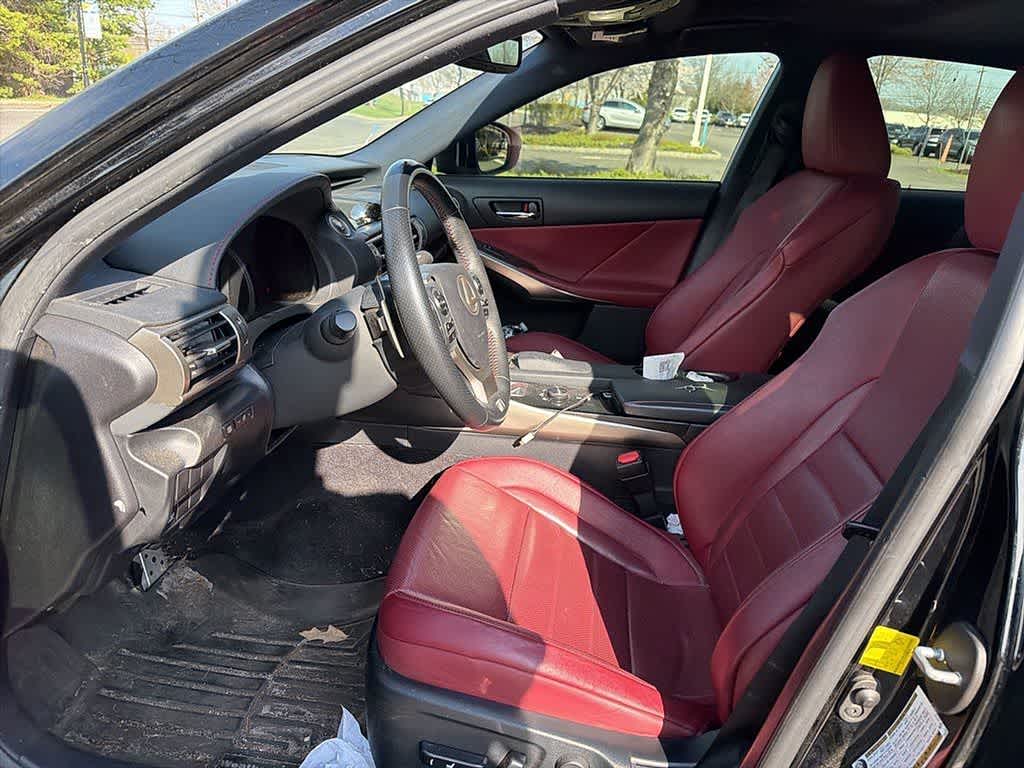 Thumbnail: 2014 Lexus IS - 13