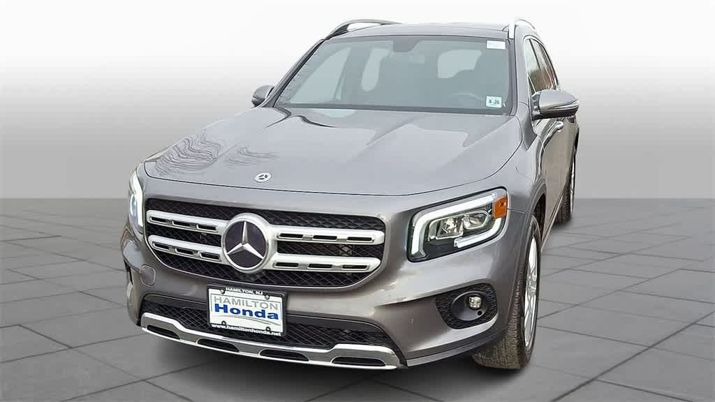 Thumbnail: 2021 Mercedes-Benz GLB - 3