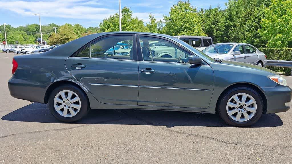 Thumbnail: 2004 Toyota Camry - 9