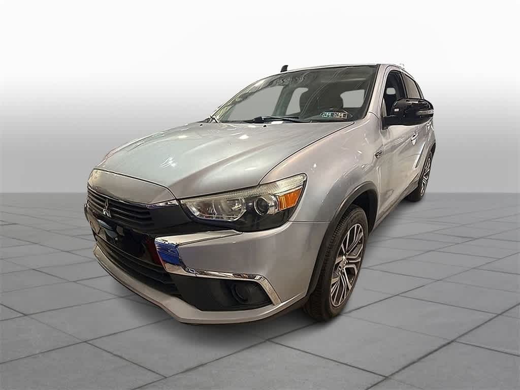 Thumbnail: 2017 Mitsubishi Outlander Sport - 1
