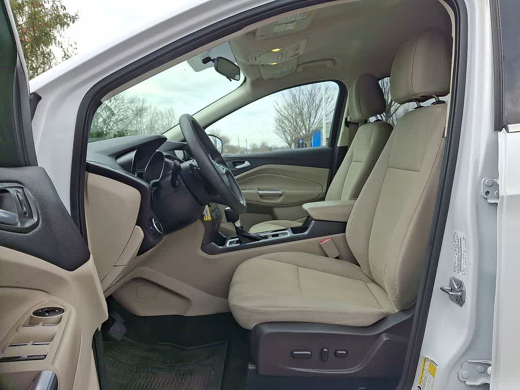 Thumbnail: 2017 Ford Escape - 11