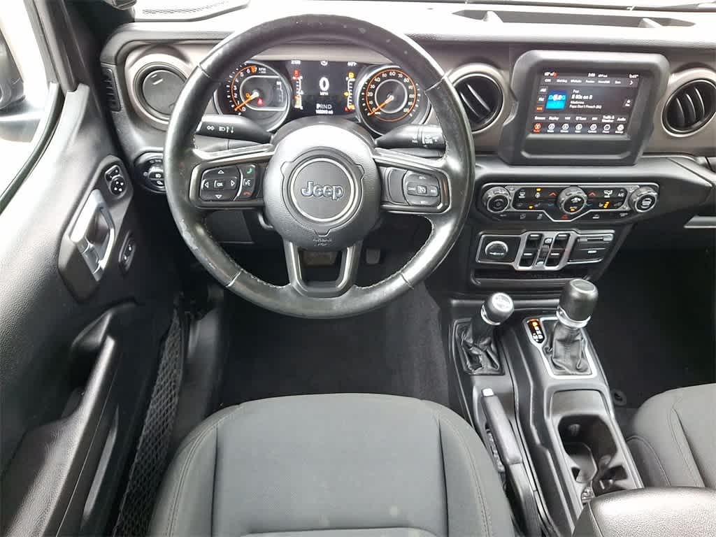 Thumbnail: 2021 Jeep Gladiator - 21