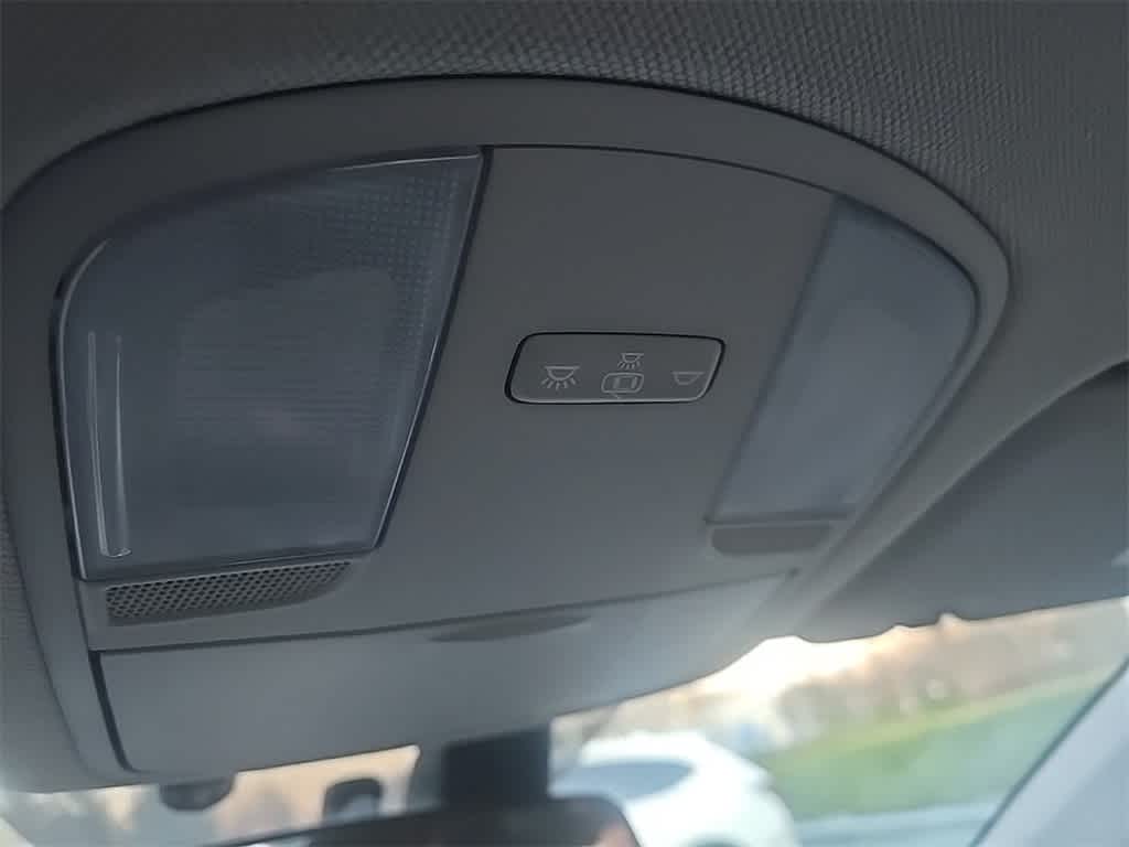 Thumbnail: 2020 Hyundai Elantra - 21