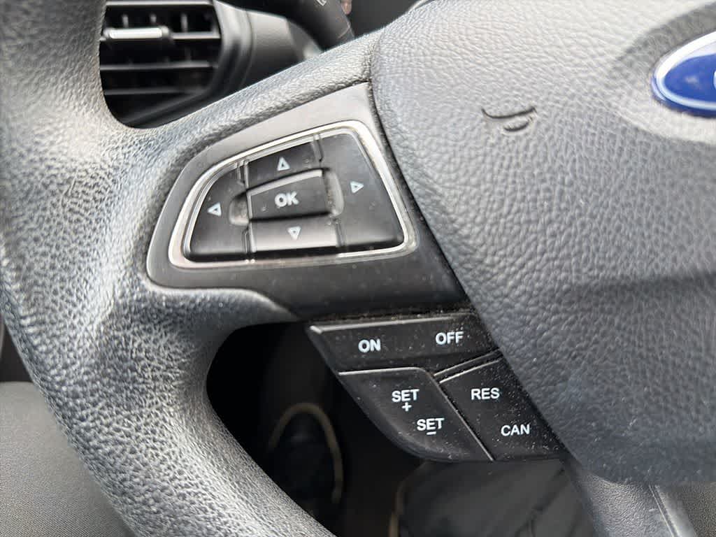 Thumbnail: 2017 Ford Escape - 20