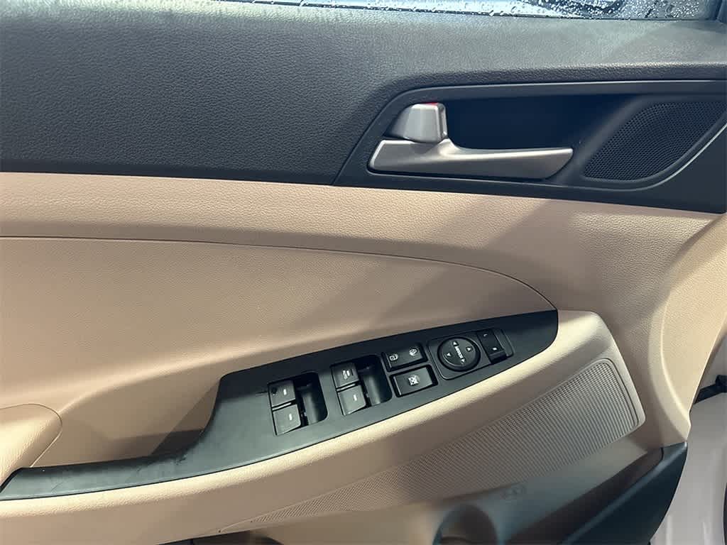 Thumbnail: 2018 Hyundai Tucson - 14