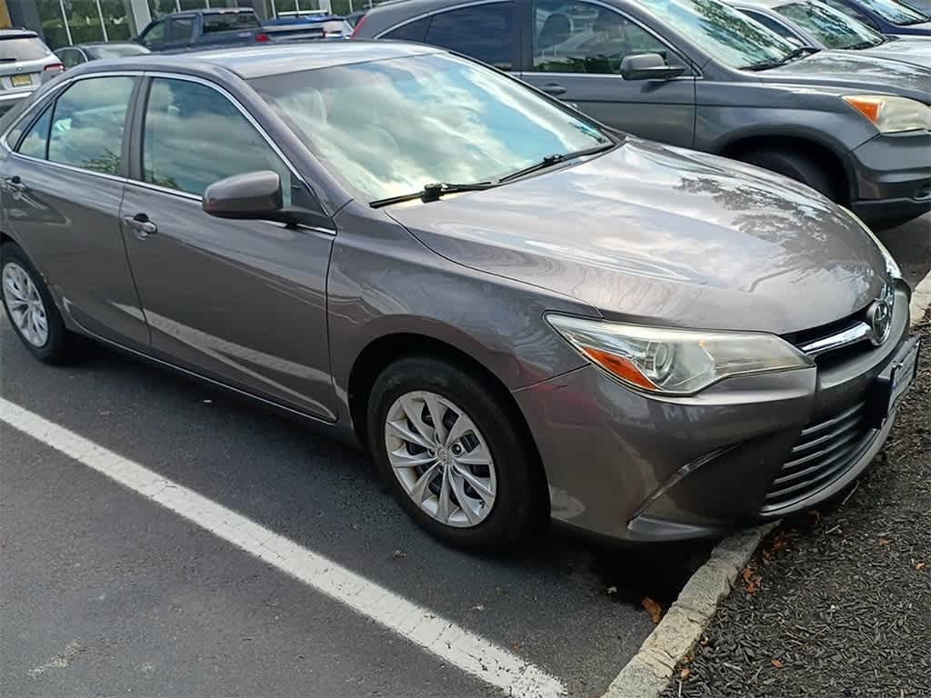 Thumbnail: 2016 Toyota Camry - 3