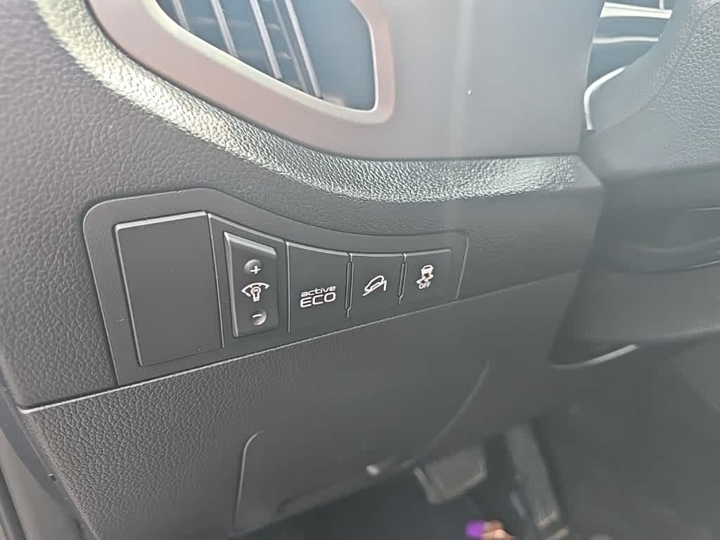 2015 Kia Sportage LX 16