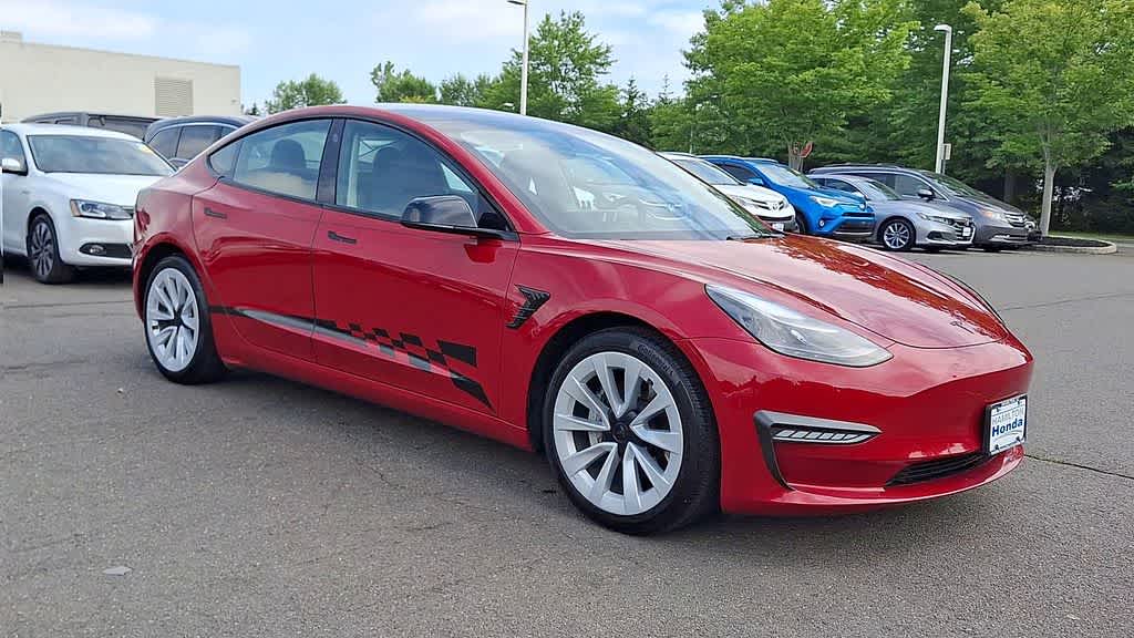 Thumbnail: 2023 Tesla Model 3 - 2