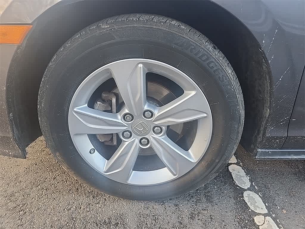 Thumbnail: 2018 Honda Odyssey - 8