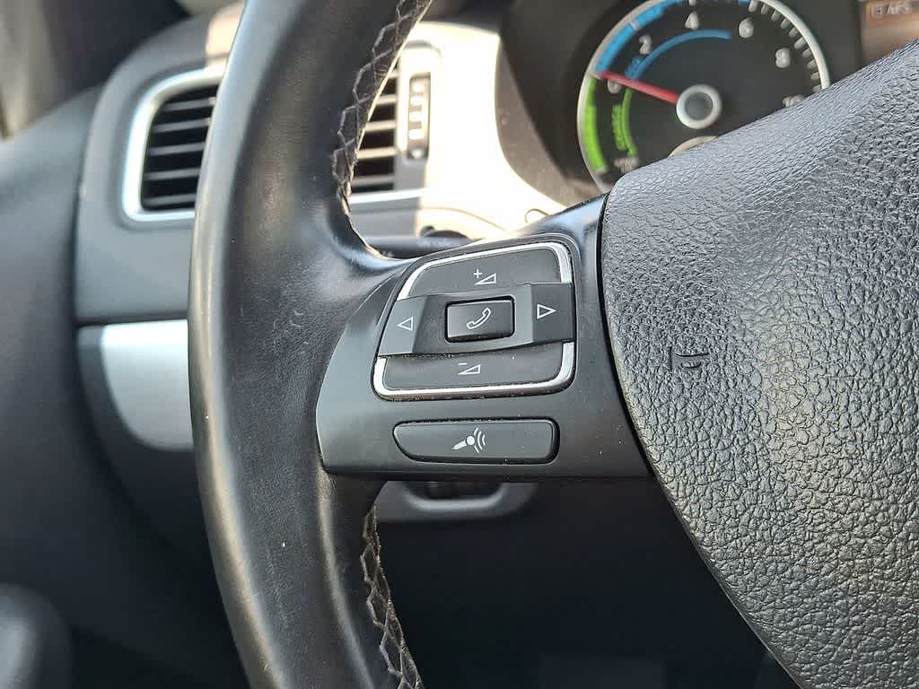 Thumbnail: 2014 Volkswagen Jetta - 17