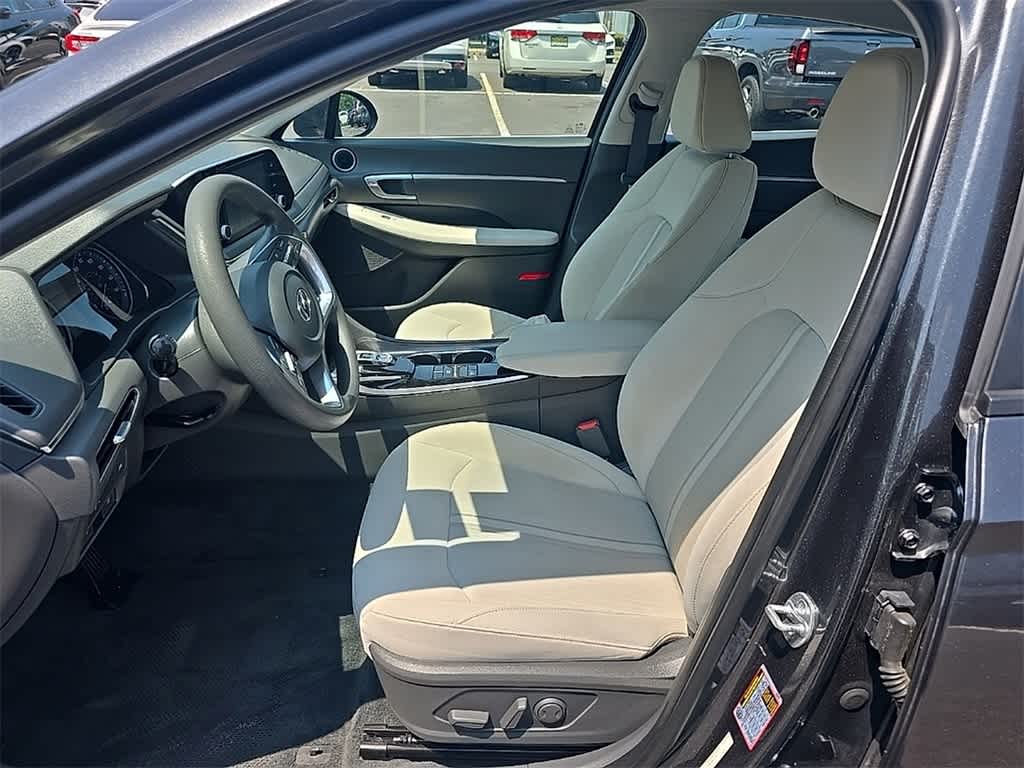 Thumbnail: 2022 Hyundai Sonata - 8
