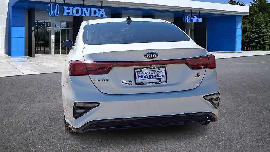 Thumbnail: 2019 Kia Forte - 7