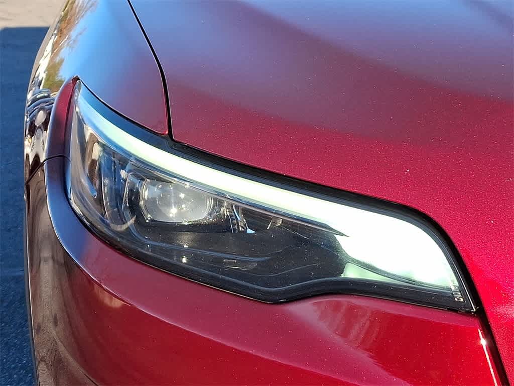 Thumbnail: 2019 Jeep Cherokee - 27