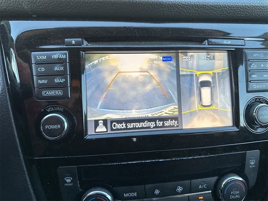 Thumbnail: 2016 Nissan Rogue - 12